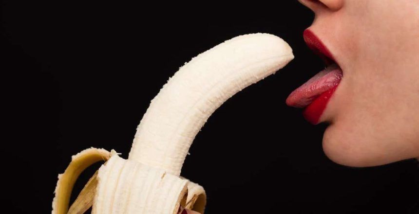 21 oral sex techniques for a large penis